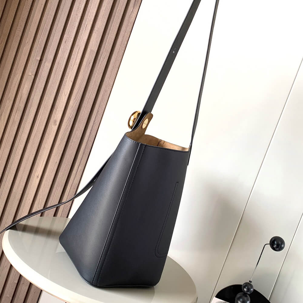 LOEWE Medium Pebble bucket in smooth calfskin(high-end grade) - Top Club
