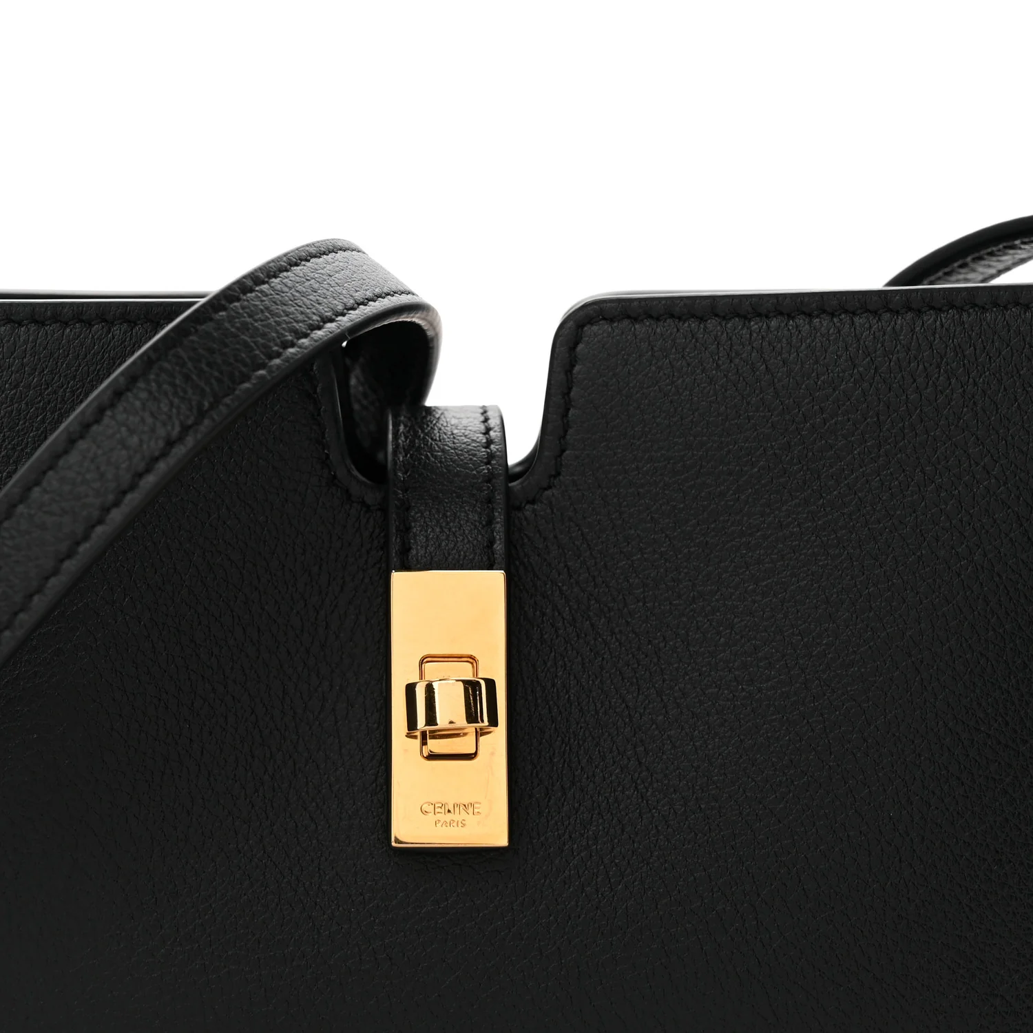 Grained Calfskin 16 Pochette Black - Top Club