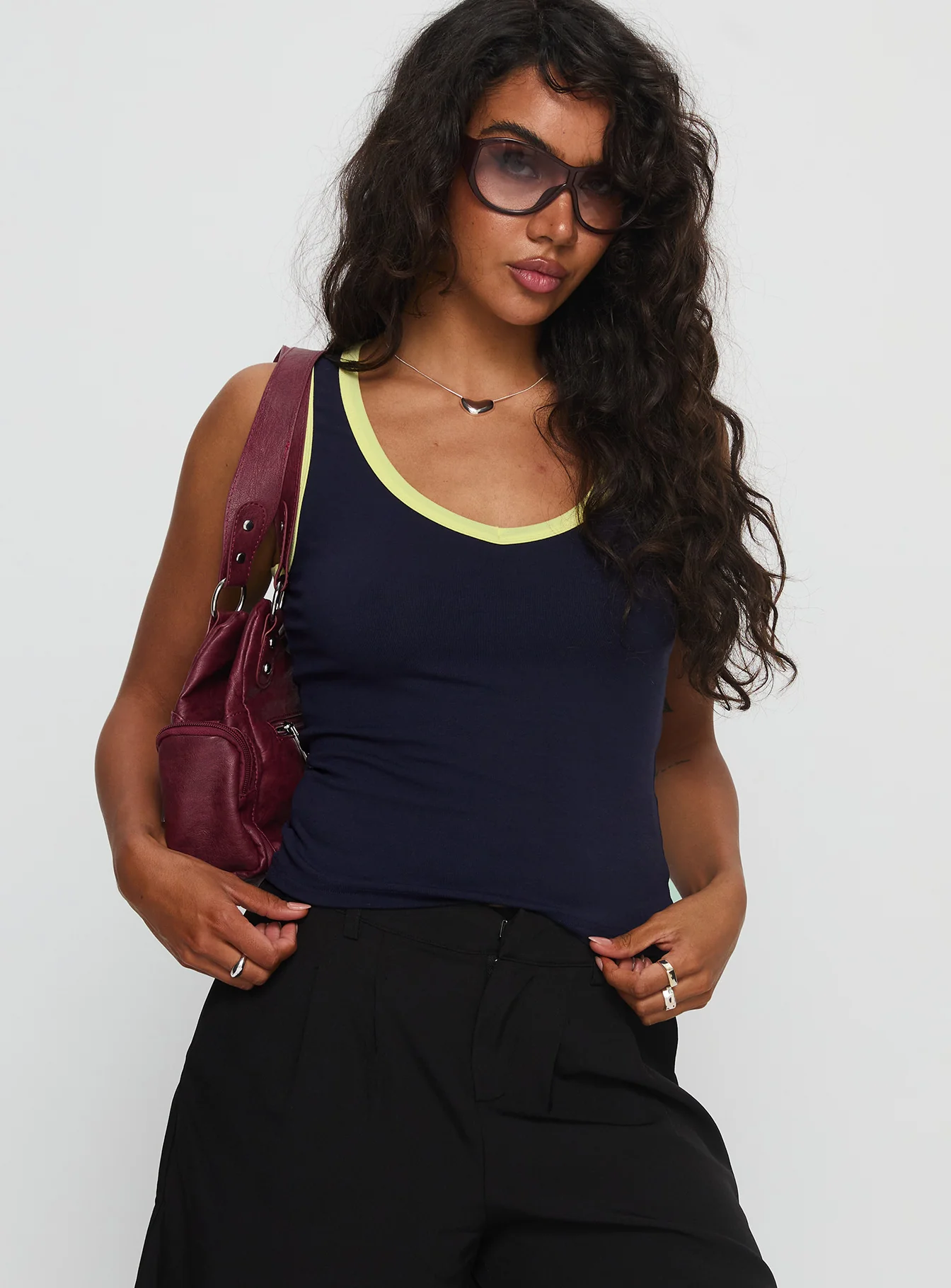 Elionne V Neck Contrast Top Navy / Yellow