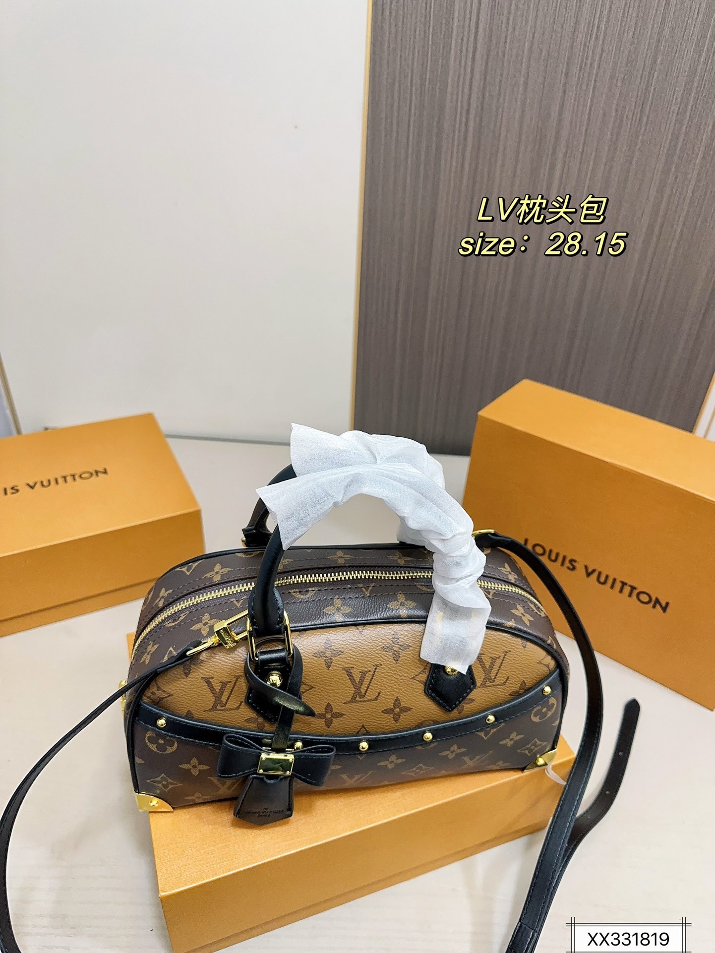 Louis new arrival bag size??28*15 cm - Top Club