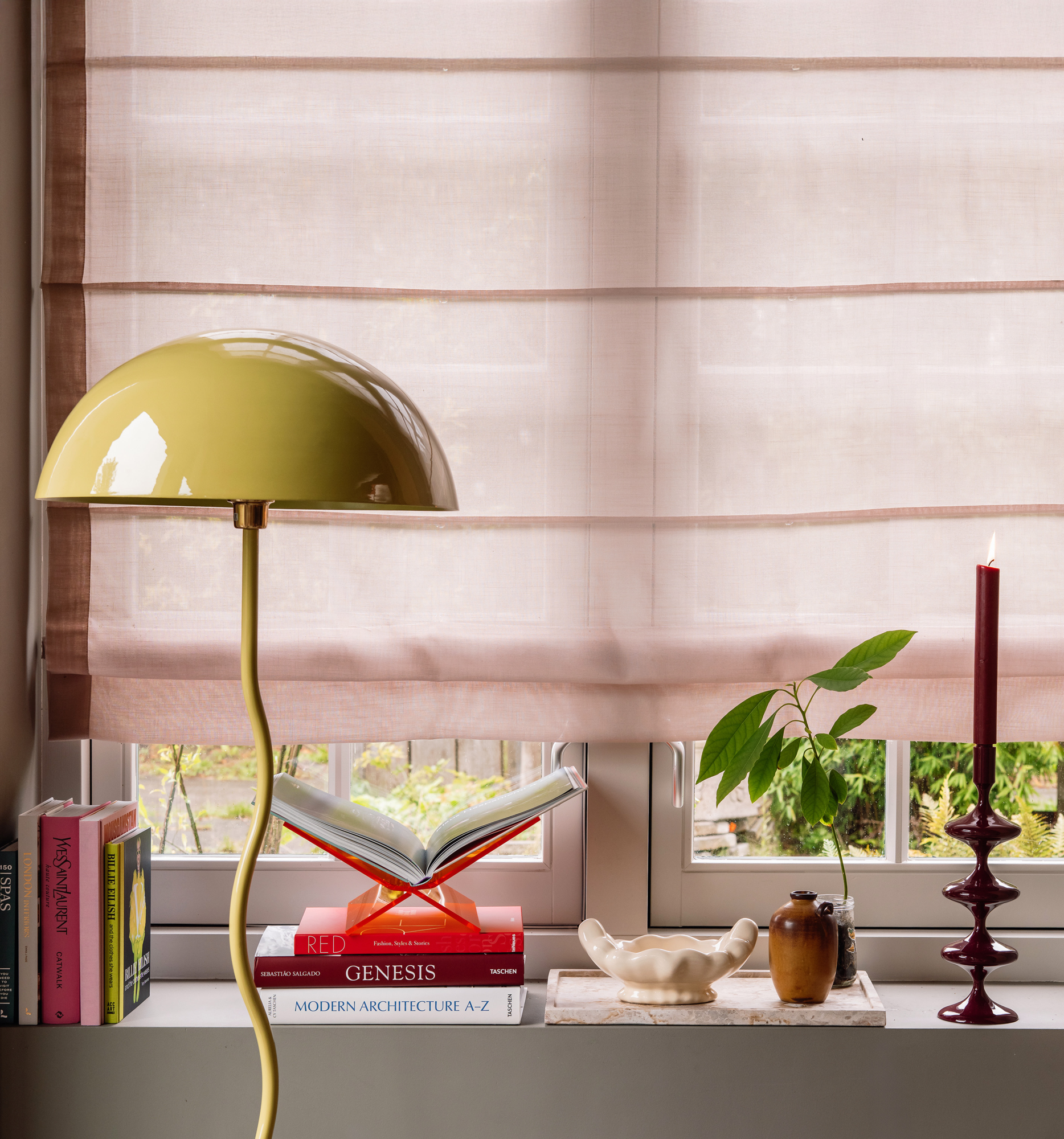 Boekenstandaard Perspex orange