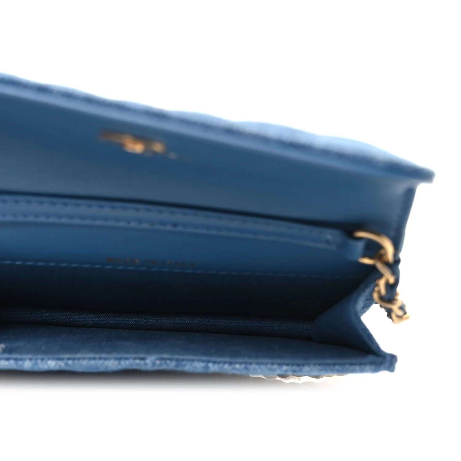 Denim Quilted CC Pearl Crush Clutch With Chain Blue - Top Club