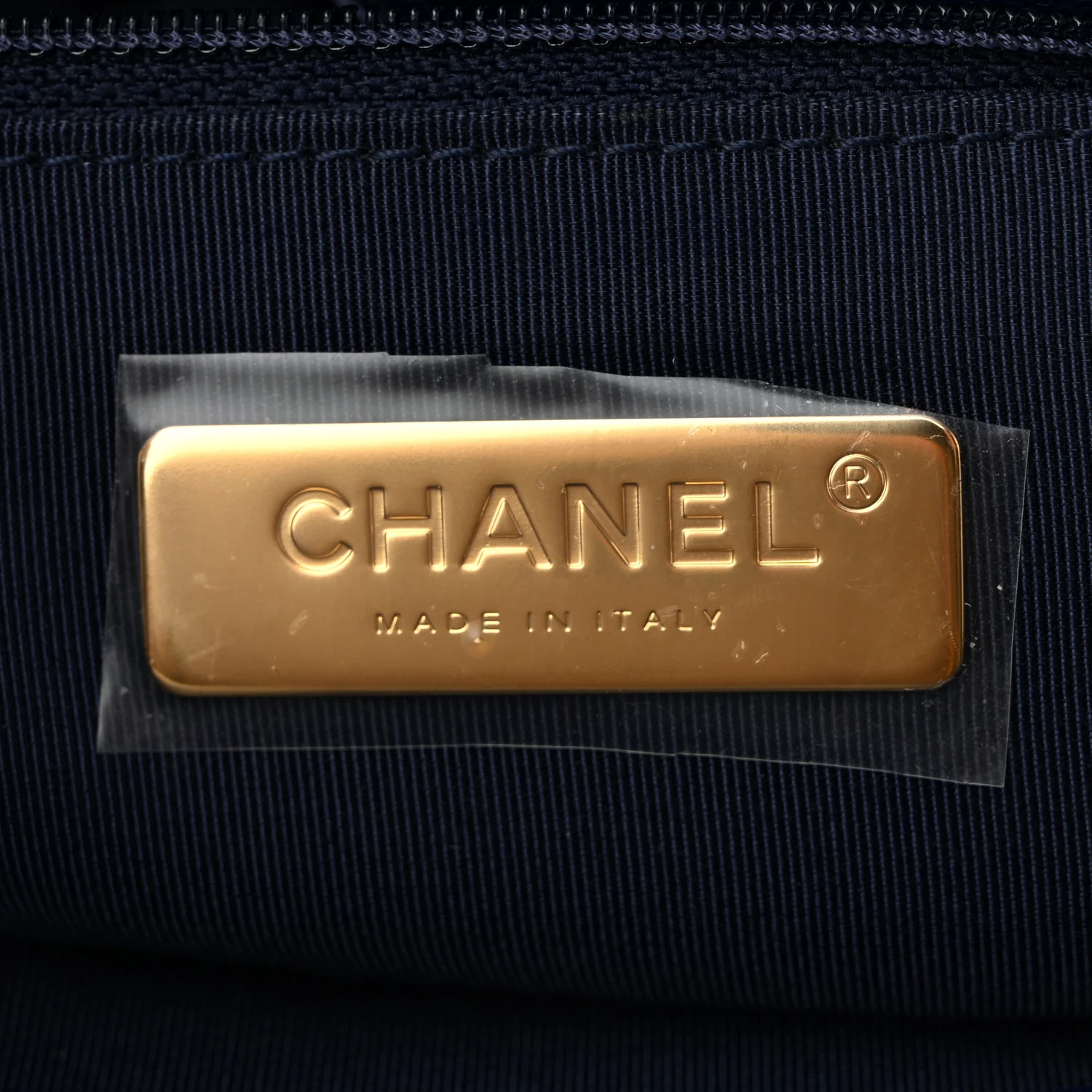 Goatskin Quilted Maxi Chanel 19 Flap Dark Blue - Top Club
