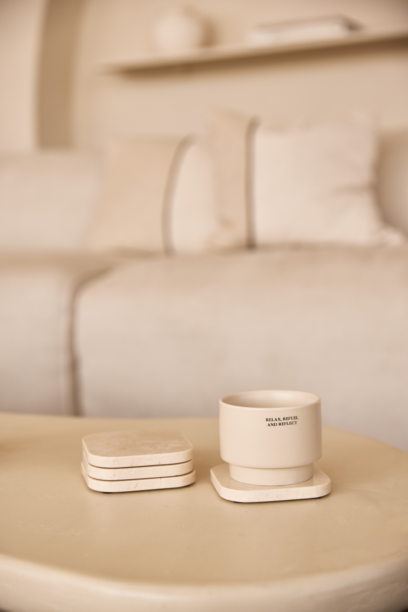 Organische marmer onderzetter beige - set van 4