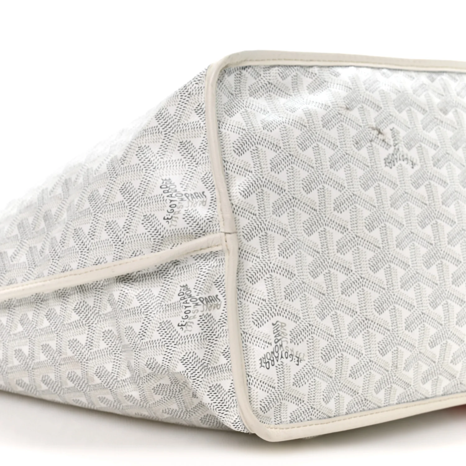 X PEANUTS Goyardine Reversible Anjou GM White - Top Club