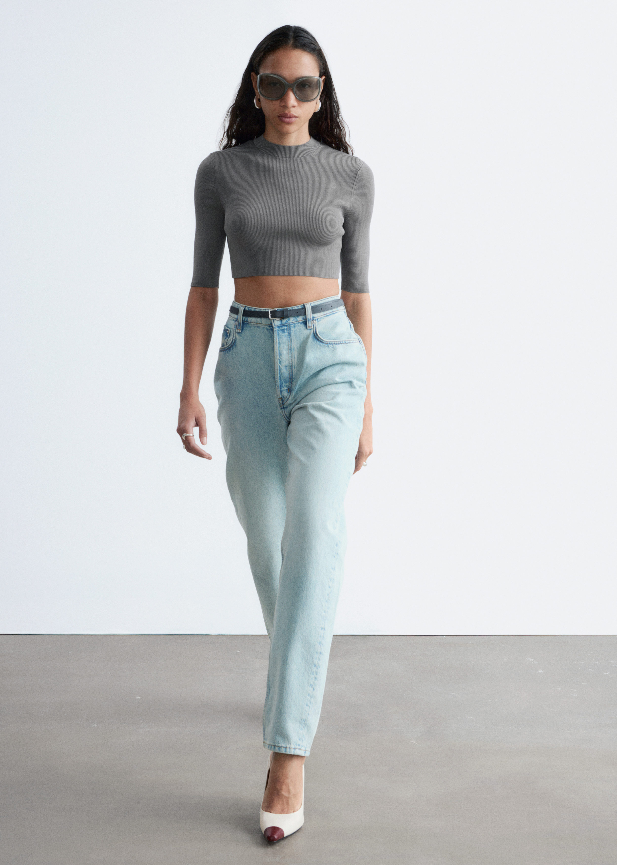 & Other Stories SLIM-FIT CROPPED T-SHIRT