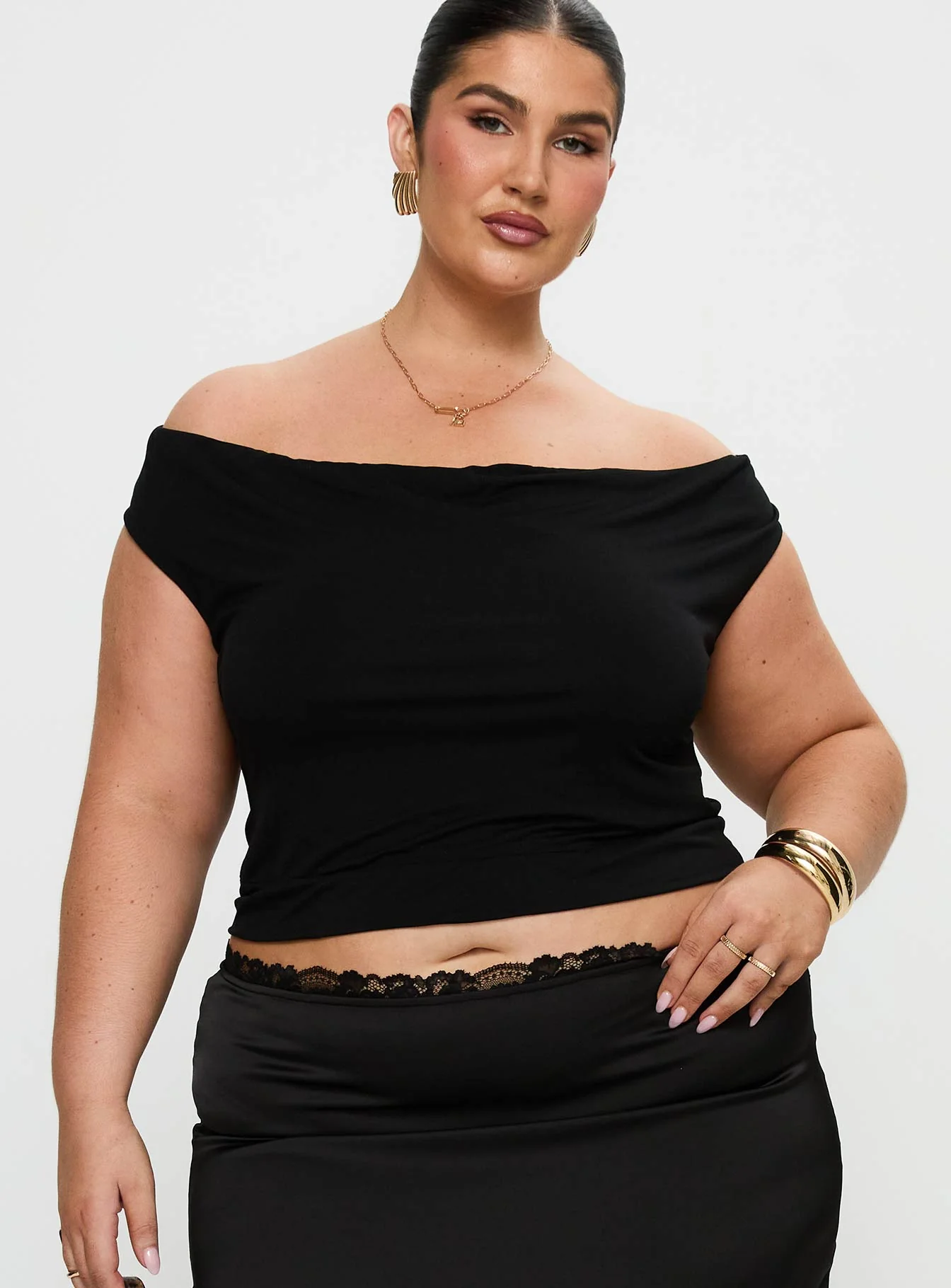 Irina Multi-wear Top Black Curve