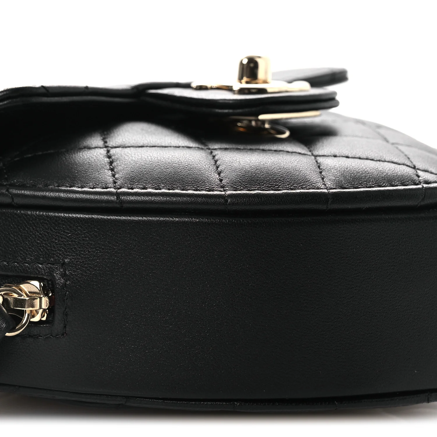 Lambskin Quilted CC In Love Heart Clutch With Chain Black - Top Club