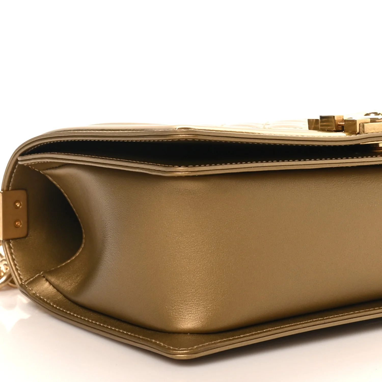 Metallic Patent Calfskin Quilted Medium Boy Flap Gold - Top Club