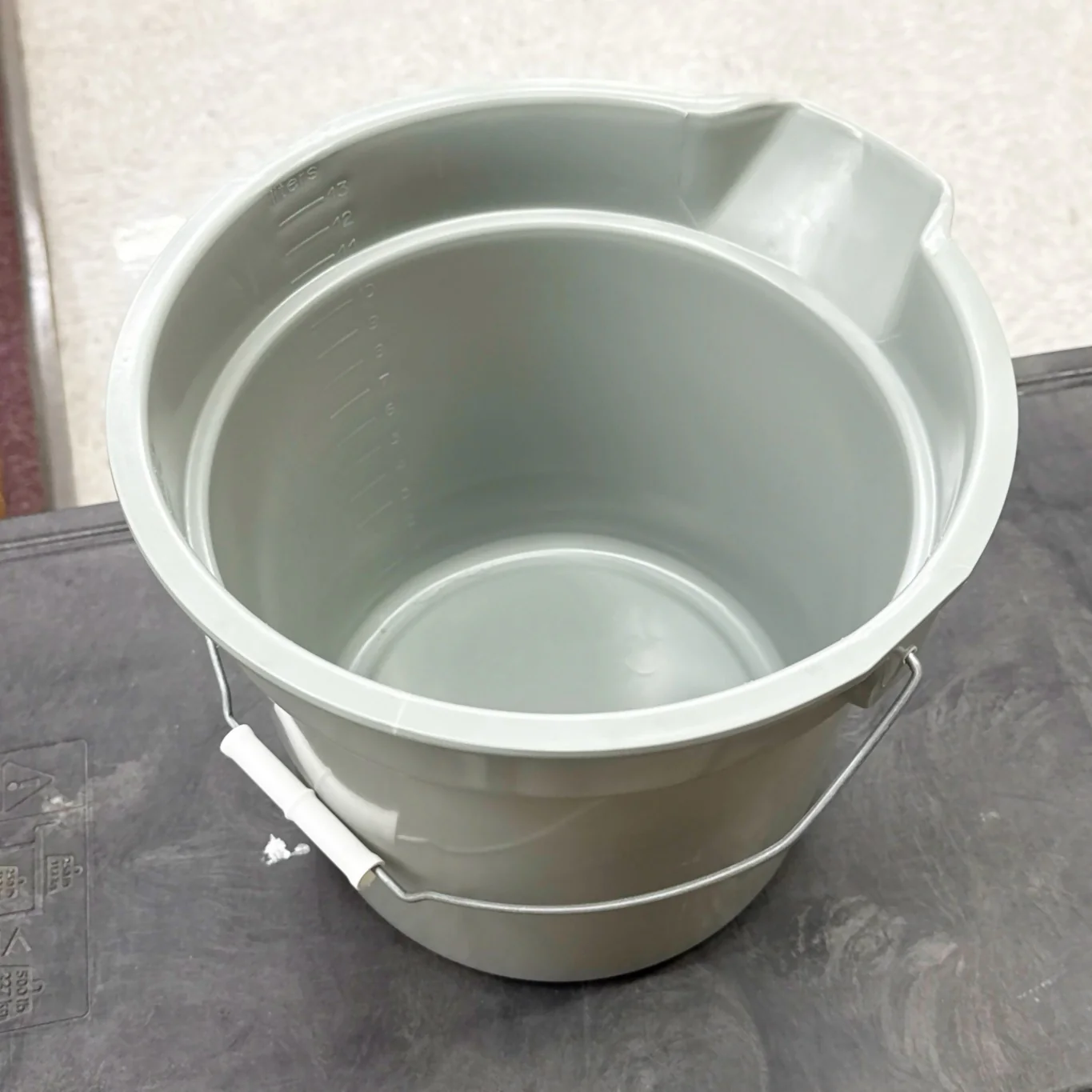 14 QT GRAY PLASTIC BUCKET / PAIL - Victorias Cleaning and Janitor