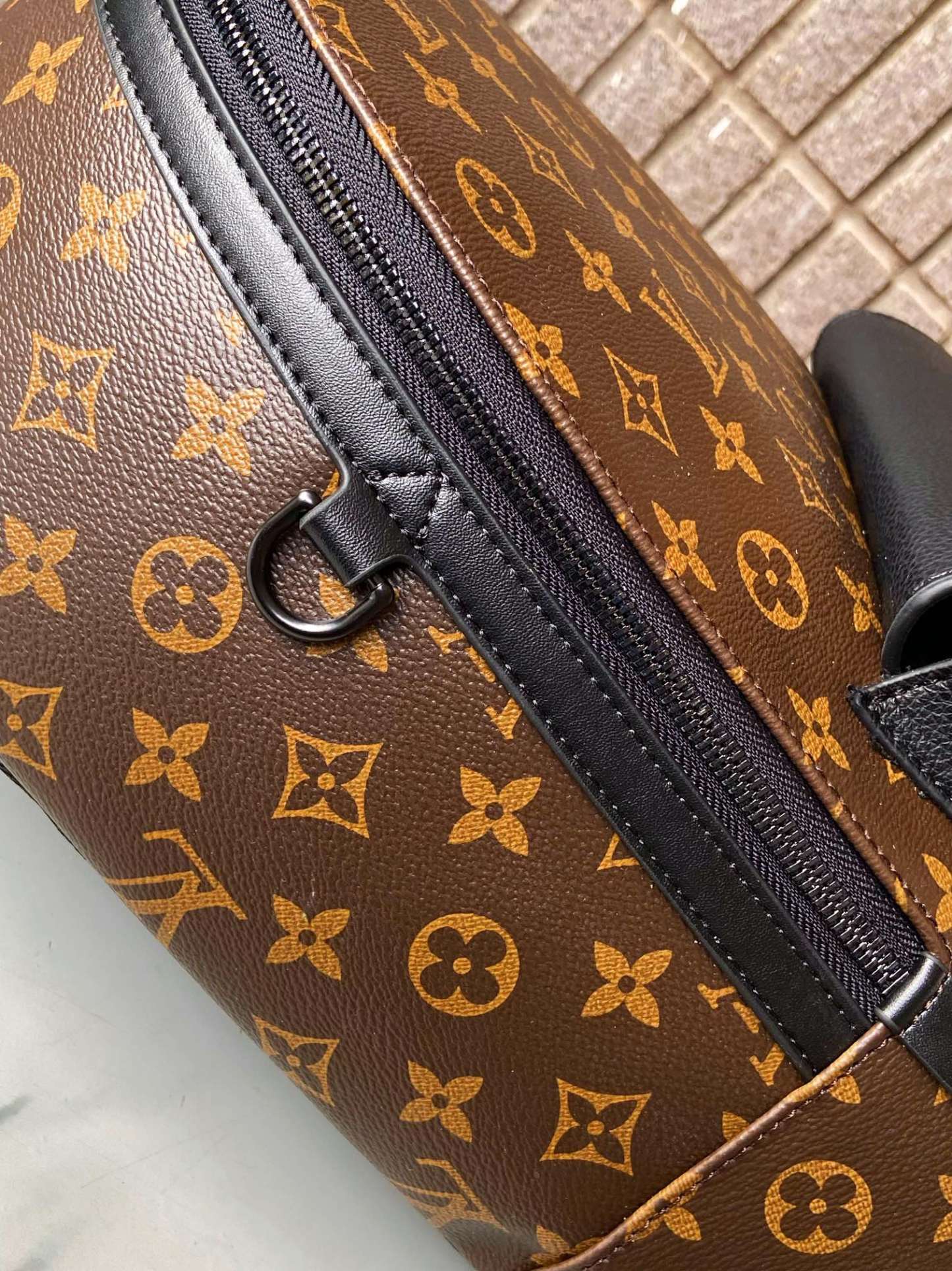 Louis new arrival ????Aerogram backpack bag size : 43 x 30 x 14 cm - Top Club