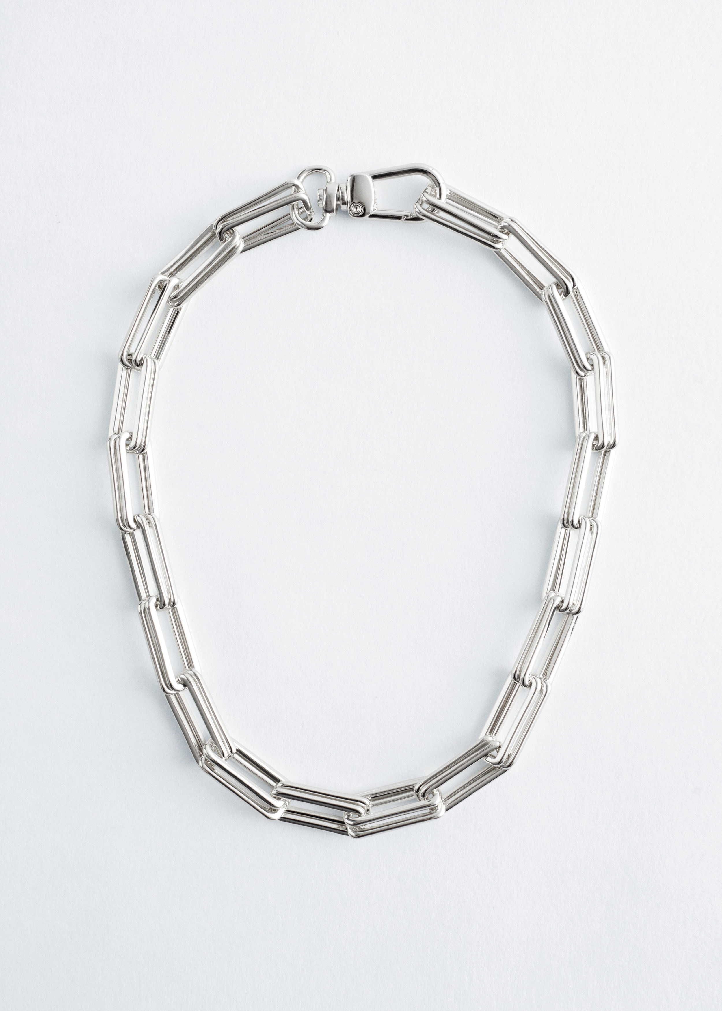 & Other Stories CHUNKY CHAIN LINK NECKLACE