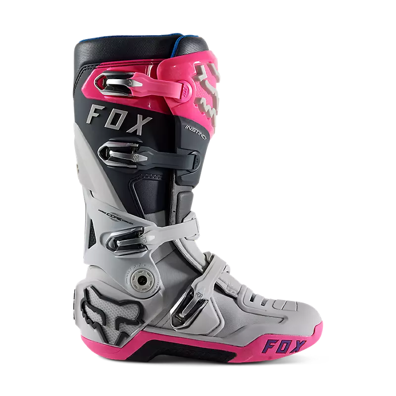 Instincts boots