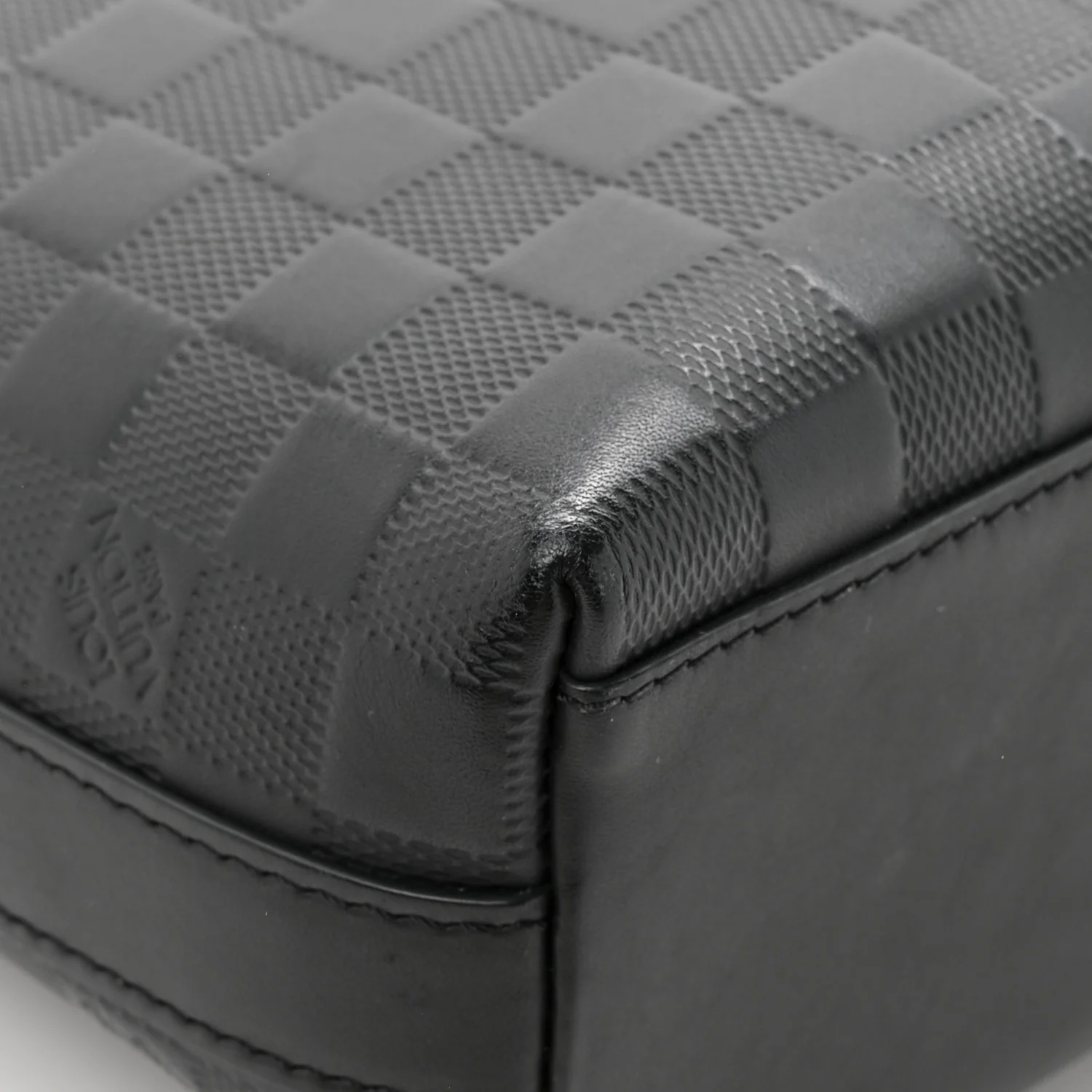 Damier Infini Messenger PM Onyx - Top Club