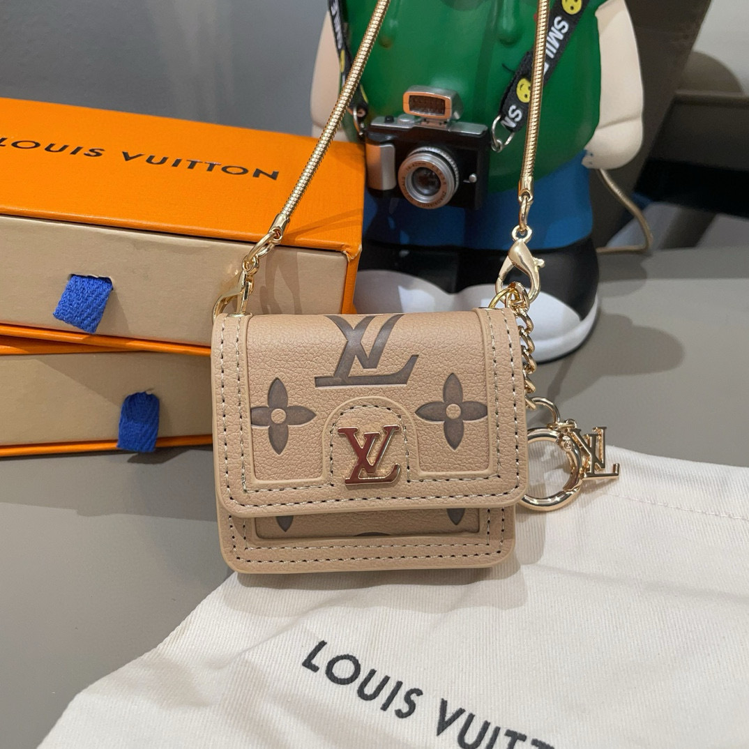 Louis new arrival coin earphone bag wallet 002 - Top Club