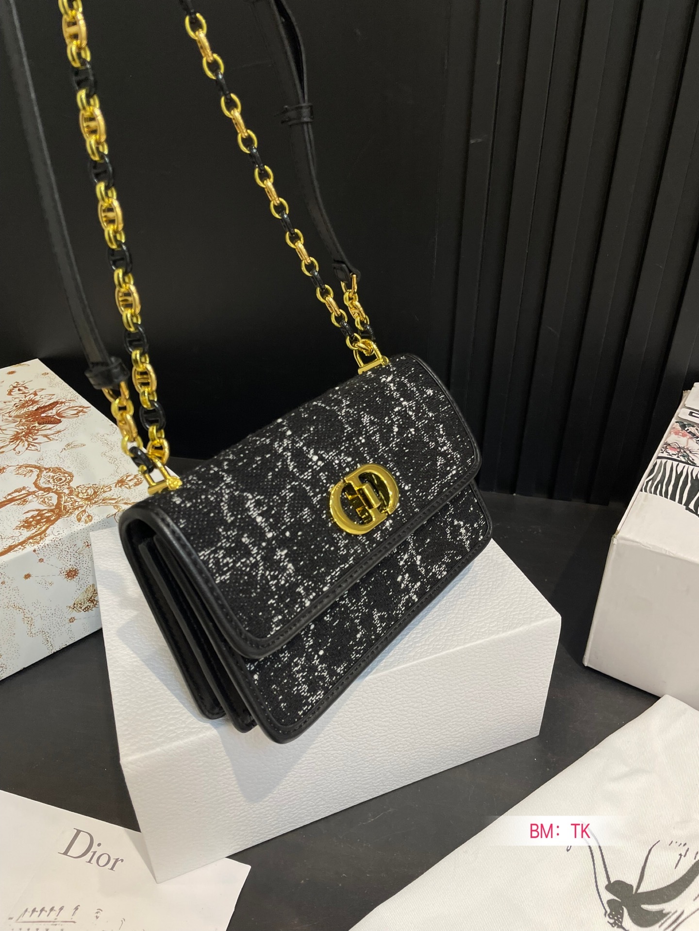D new arrival Montaigne bag size:19 * 13 cm - Top Club