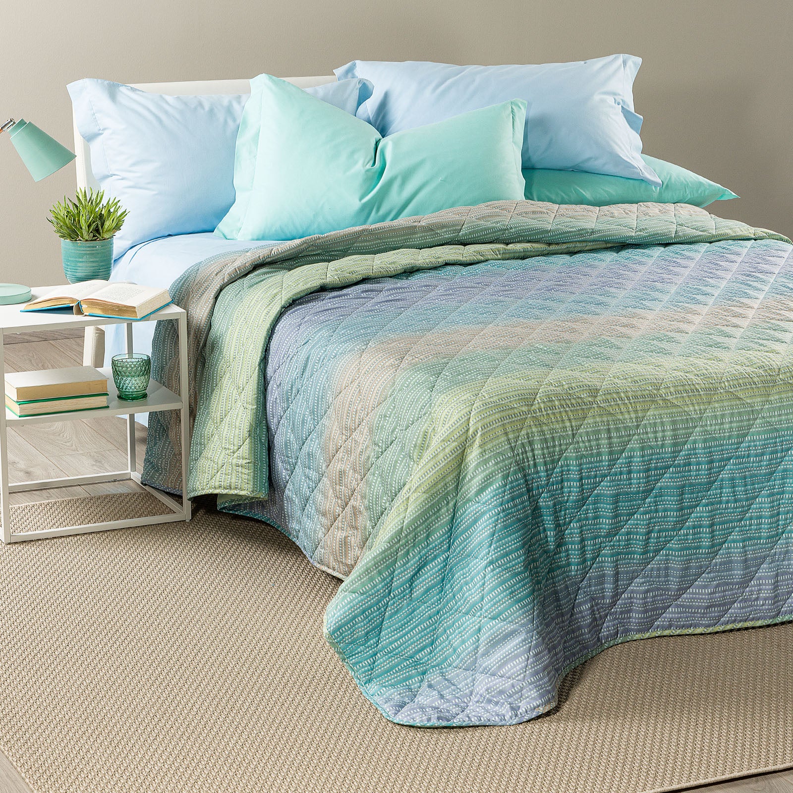 Copriletto Trapuntato In Microfibra Iride Piazza E Mezza Laguna Modern