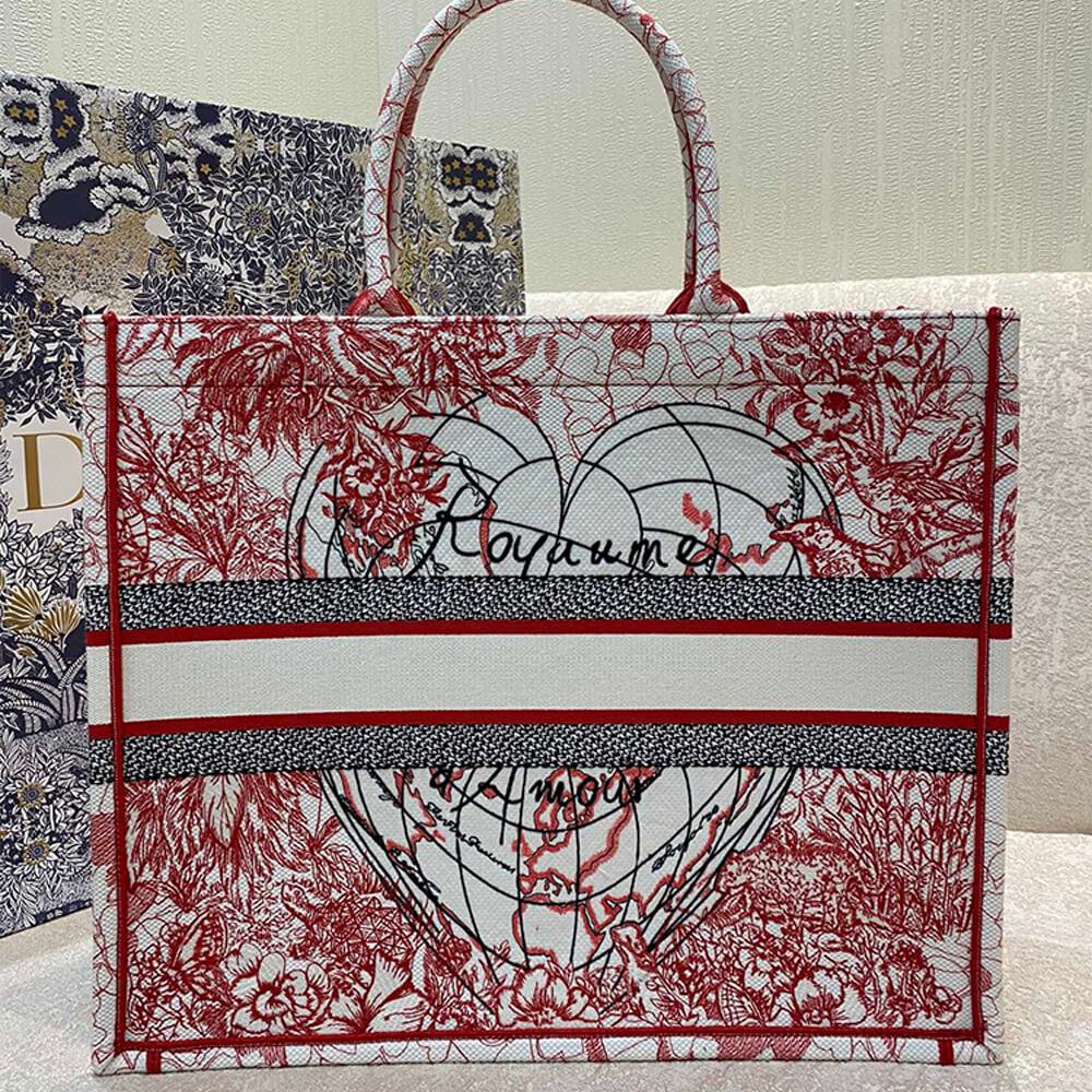 DIORAMOUR DIOR BOOK TOTE - Top Club