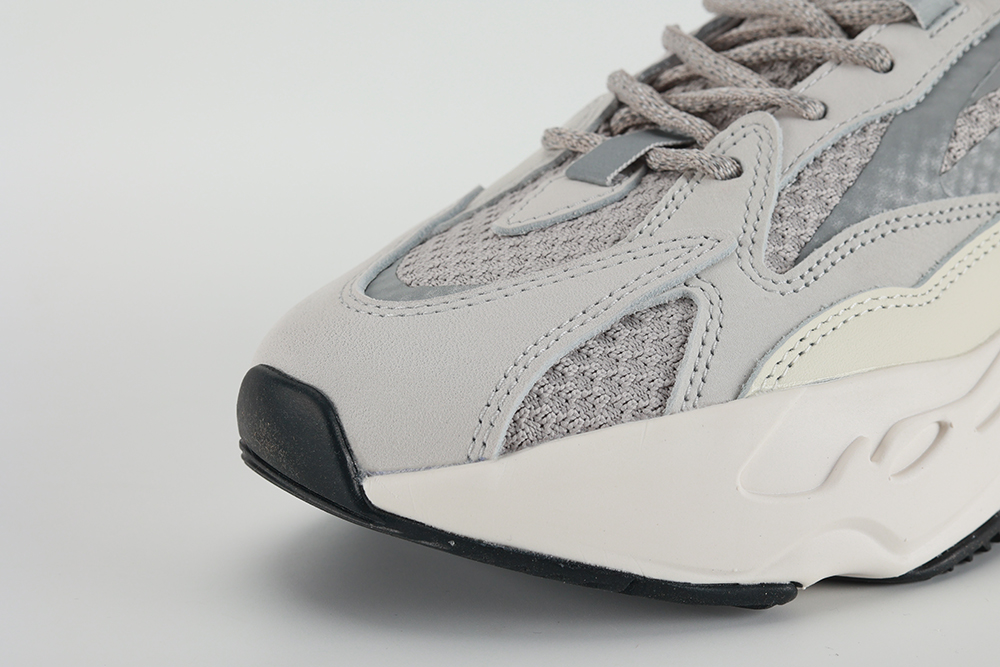 Yeezy Replica 700 V2 Static - Sneaker Replica Workshop