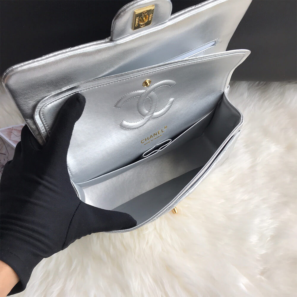 CHANEL Classic Flap Medium(High-end Grade) - Top Club