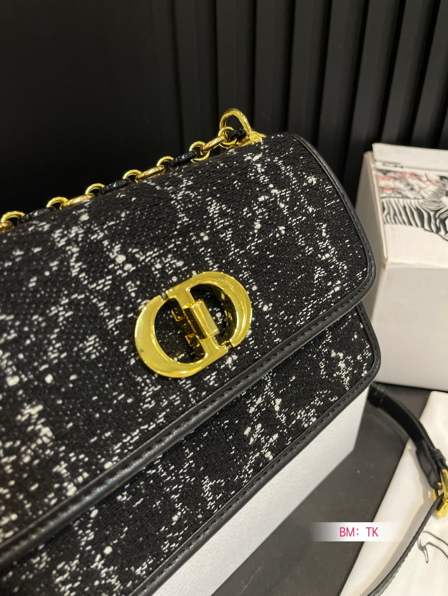 D new arrival Montaigne bag size:19 * 13 cm - Top Club