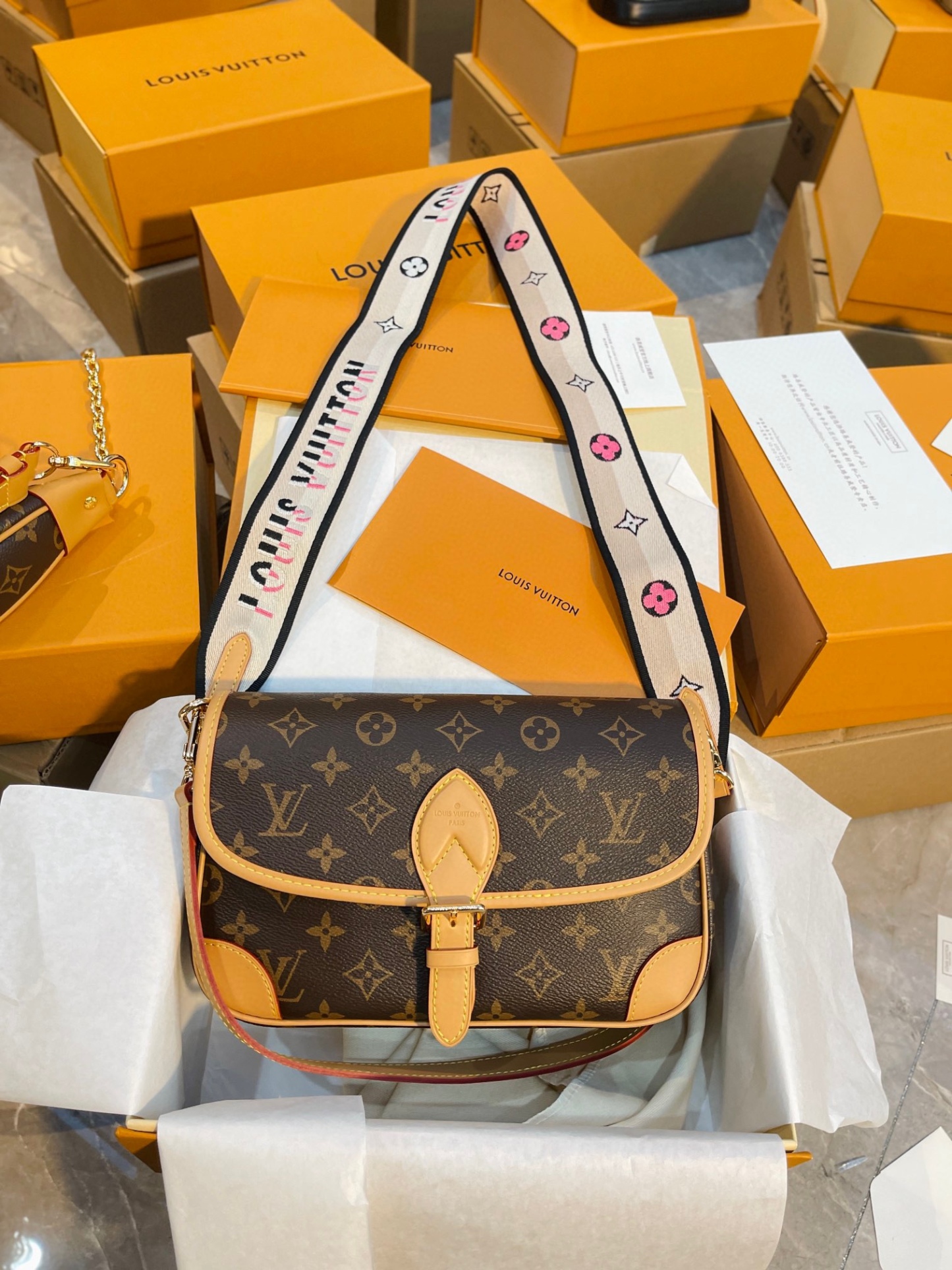 Louis new arrival bag size: 24cm - Top Club