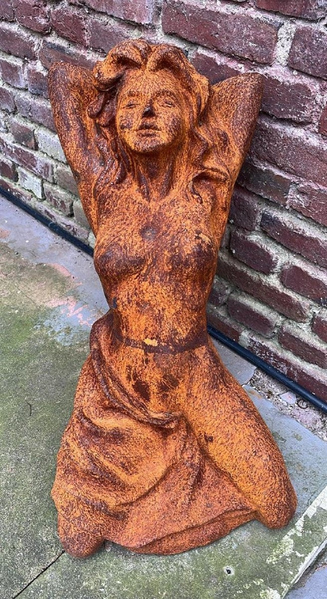 Art Nouveau garden decorative sculpture woman rust H. 72.6 cm