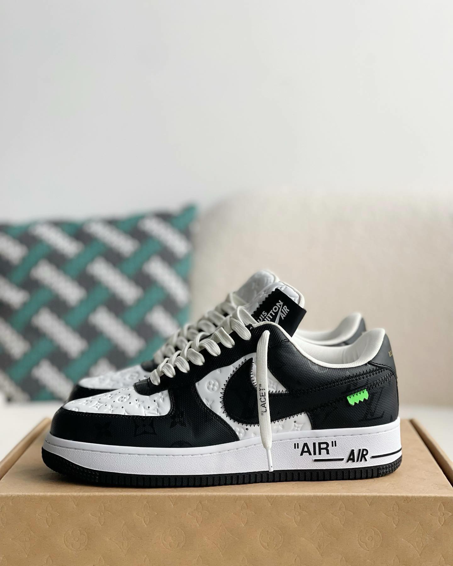 Louis Vuitton X Air Force 1 Low Black White - Sneaker Replica Workshop