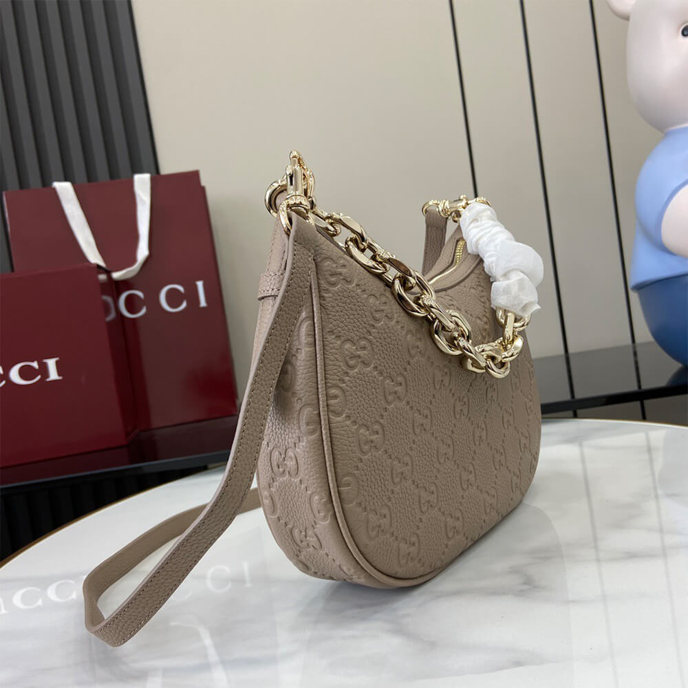 GG Emblem small shoulder bag - Top Club